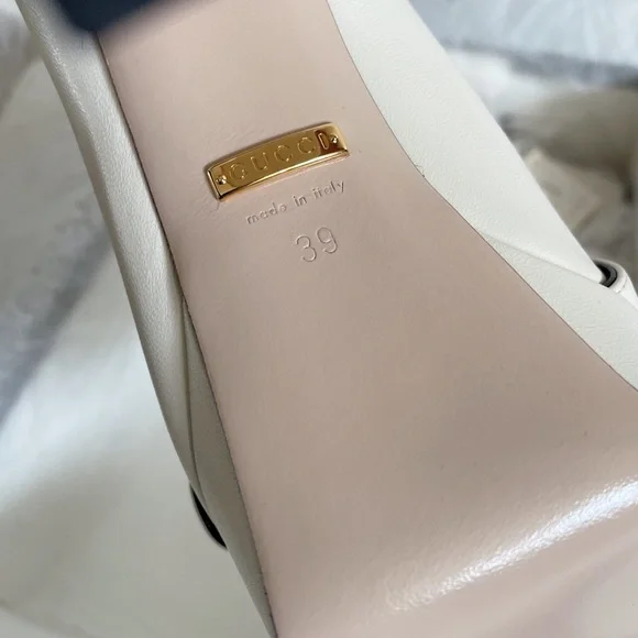 Gucci White Platform Fringe Loafer Pumps with Gold Double G - Picture 8 of 9